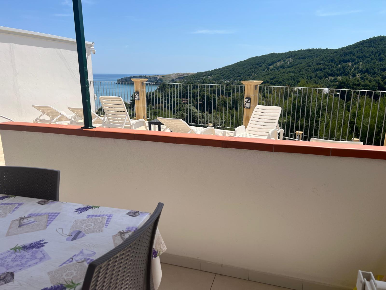 veranda monolocale famigliare